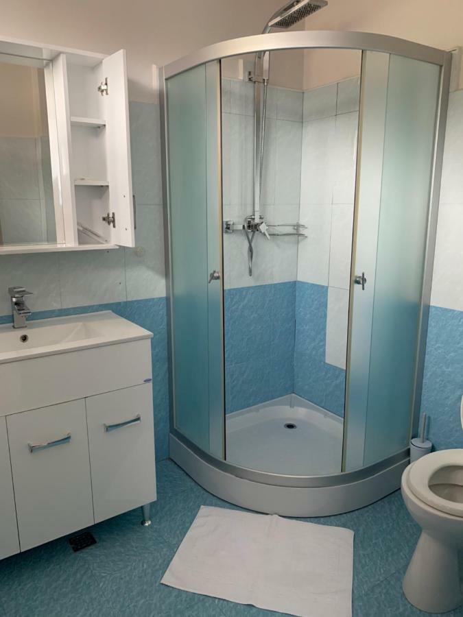 Vila Curcubeu Hotel Buşteni Екстериор снимка